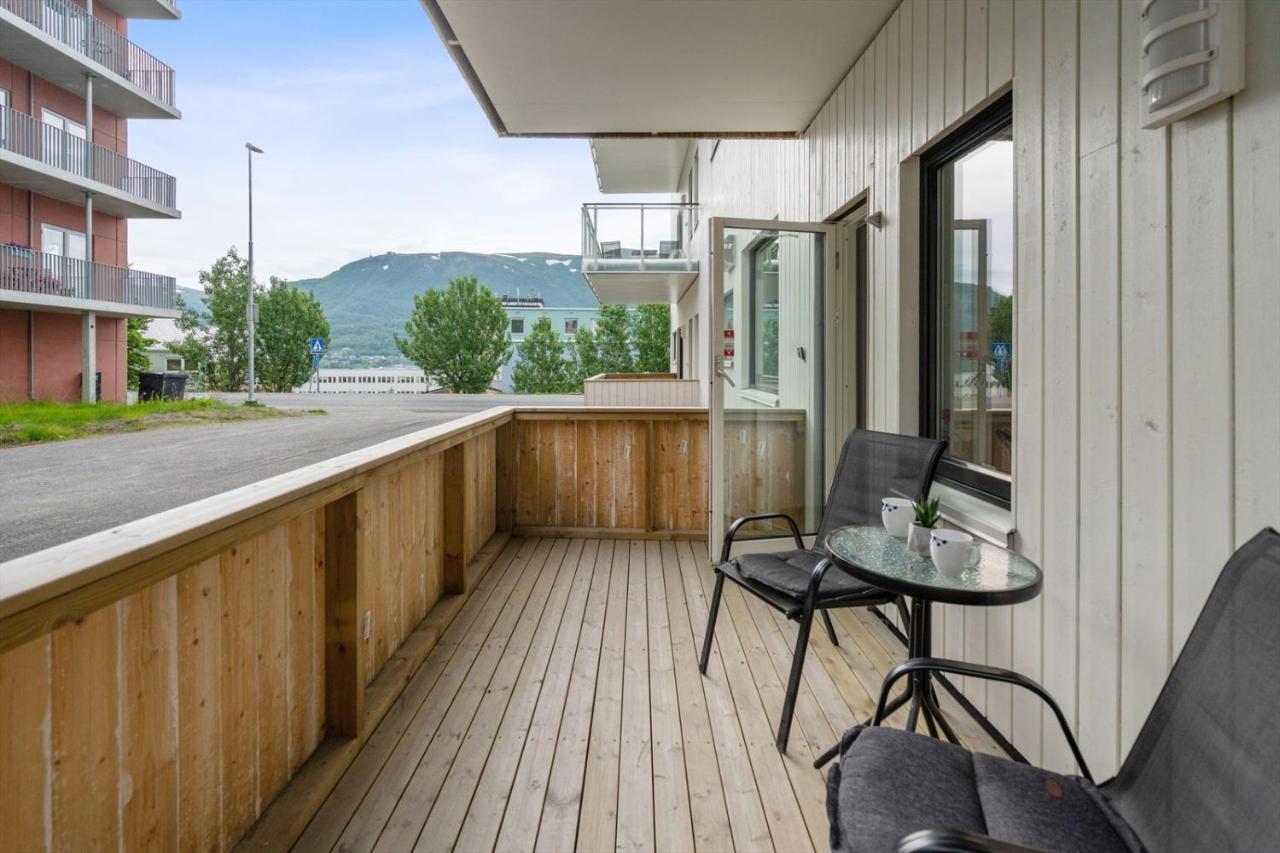 Arctic Homes - Quality Living ทรอมโซ ภายนอก รูปภาพ