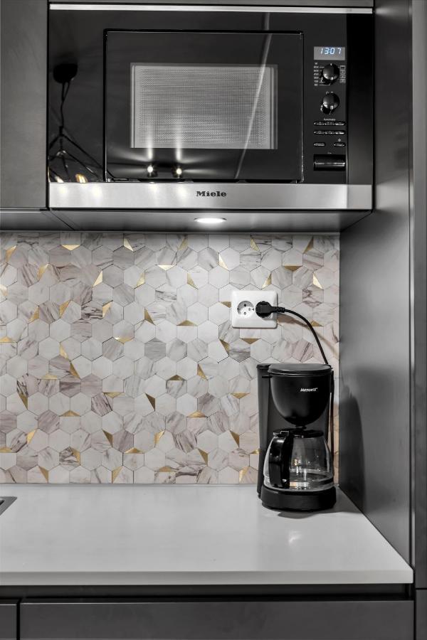 Arctic Homes - Quality Living ทรอมโซ ภายนอก รูปภาพ